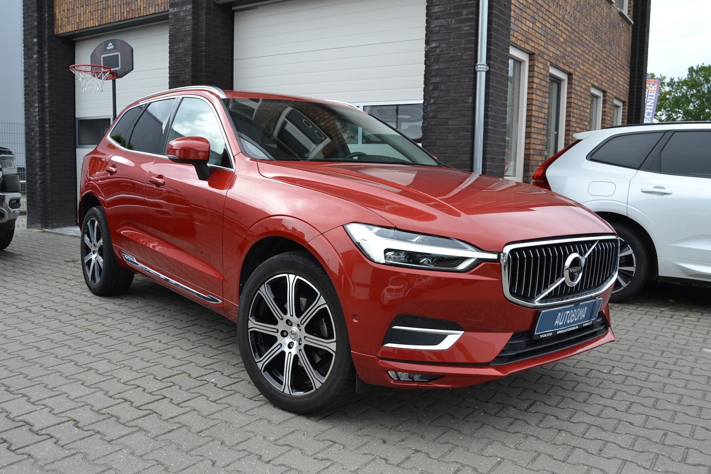 Volvo XC60 - 2.0 T5 AWD Inscription Panoramadak, 360 camera, head-up - AutoWereld.nl