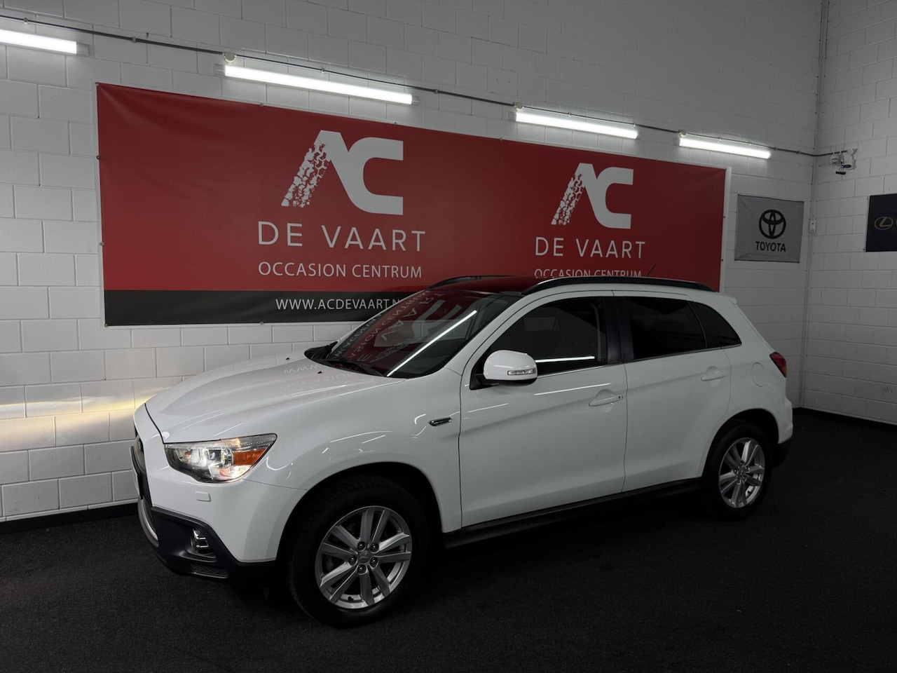 Mitsubishi ASX - 1.6 Intense ClearTec - PANO/XENON/CLIMA/NAP - AutoWereld.nl