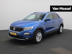 Volkswagen T-Roc - 1.5 TSI Style | 150 PK | Automaat | Trekhaak | Digital Cockpit | Climatronic (Automatische