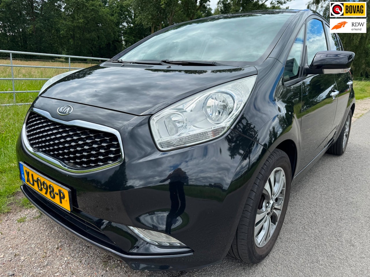 Kia Venga - 1.6 CVVT ExecutiveLine top onderhouden|navigatie|trekhaak - AutoWereld.nl