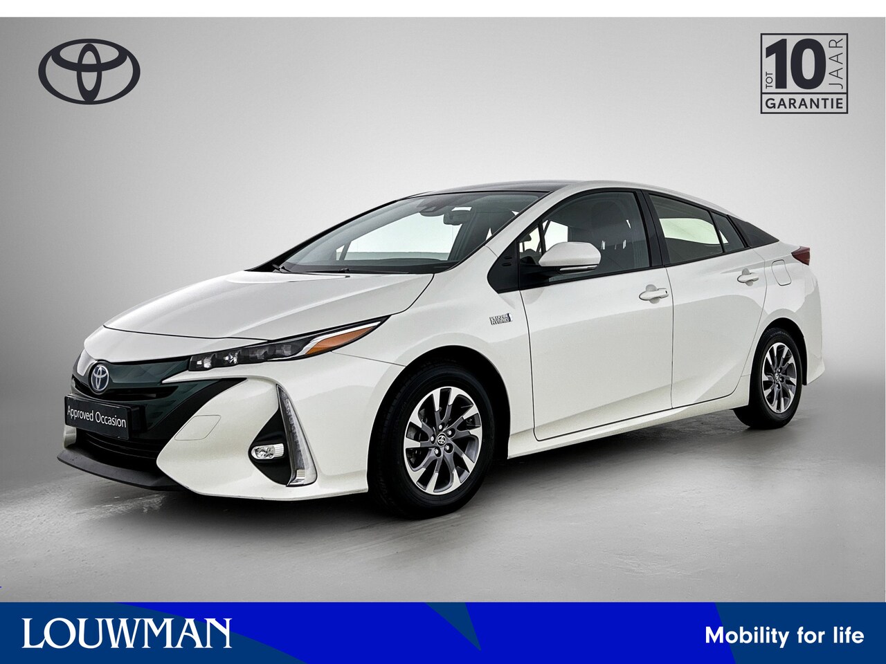 Toyota Prius - 1.8 Plug-in Dynamic | BTW Voertuig | Stoelverwarming | Navigatie | Cruise control adaptive - AutoWereld.nl