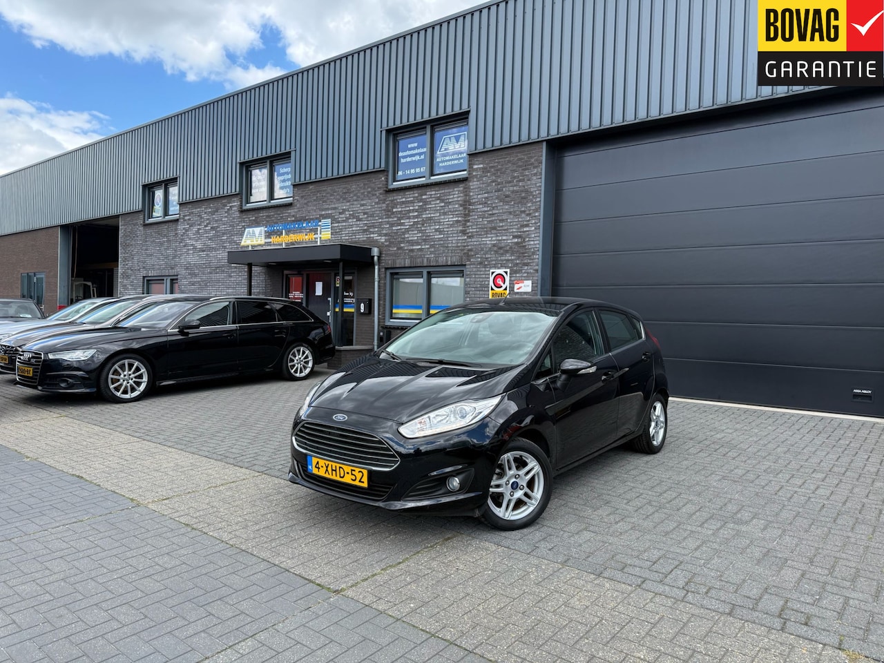 Ford Fiesta - 1.0 EcoBoost Titanium | 2E EIGENAAR | 12MND GARANTIE | LAGE KM | NAVI | CRUISE | BLUETOOTH - AutoWereld.nl