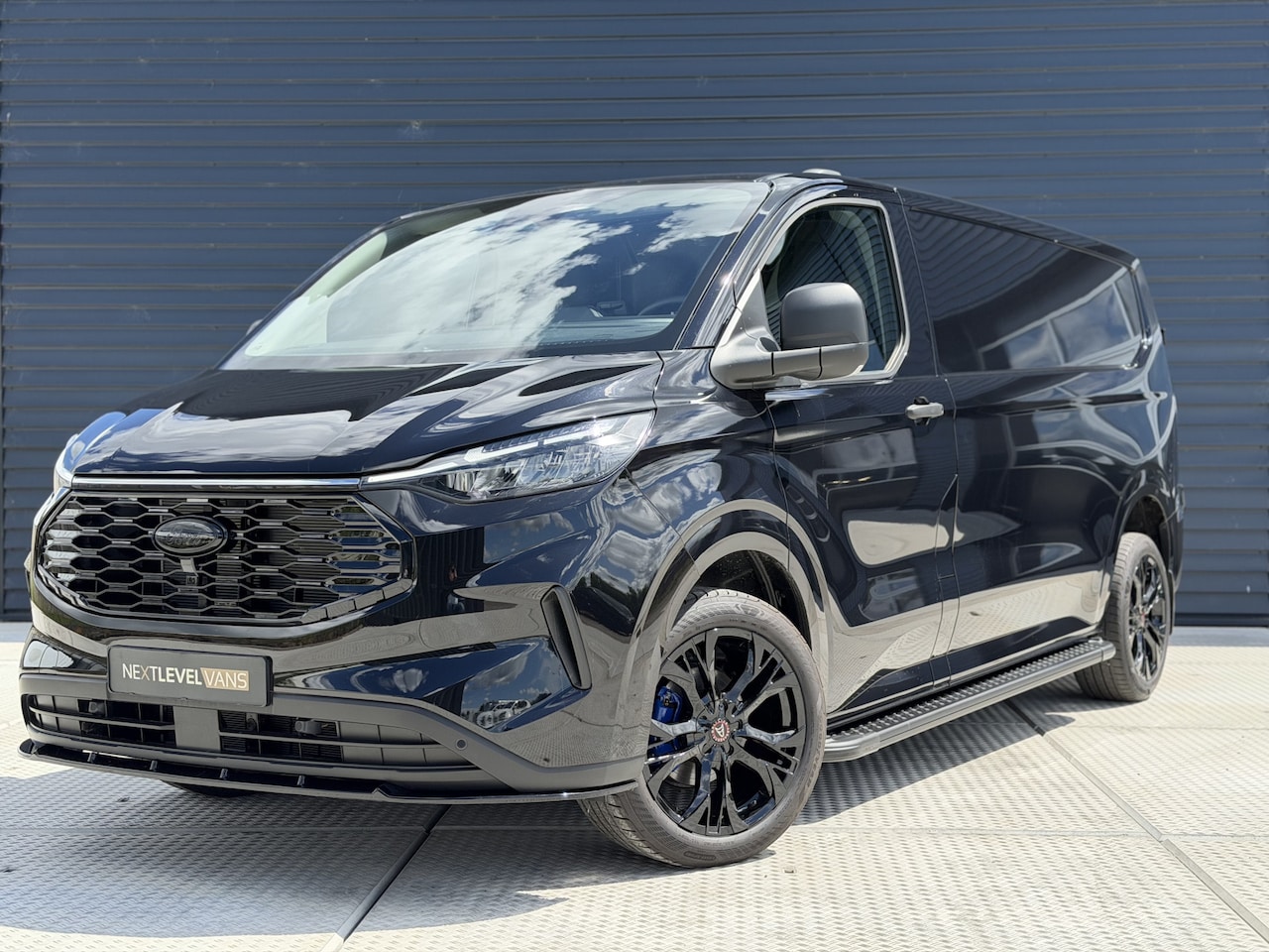 Ford Transit Custom - 300 2.0 TDCI L2H1 Trend Navi / Camera / Adaptieve Cruise - AutoWereld.nl