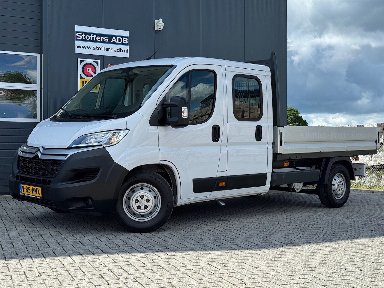 Citroën Jumper - 35 2.2 BlueHDi 165pk L3 DC | Airco | Cruise | Bluetooth | DAB radio | 7-persoons | Open la - AutoWereld.nl