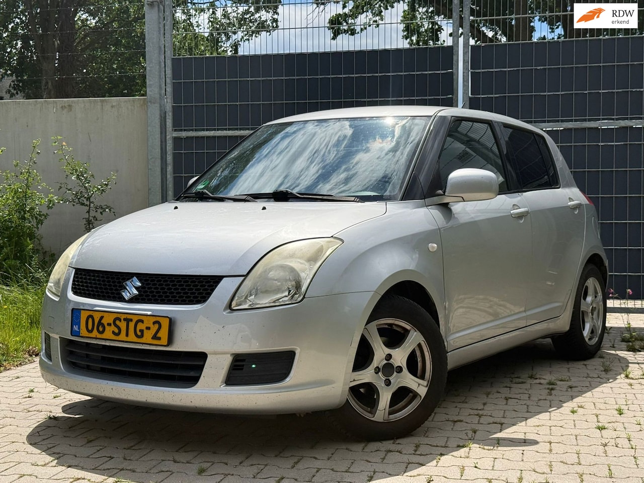 Suzuki Swift - 1.3 Base *Inruilkoopje* AIRCO + 5 DEURS - AutoWereld.nl
