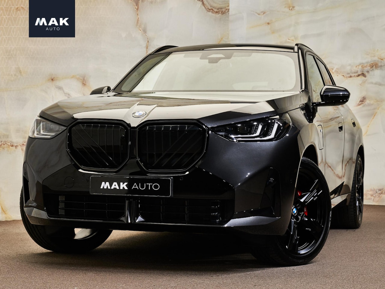 BMW X3 - 30e xDrive M Sport Pro , pano, 21", tr.haak, H/K, HUD, 360° camera, keyless, shadow line - AutoWereld.nl