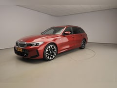 BMW 3-serie Touring - 318i | M-Sportpakket | LED | Navigatie | Panoramadak | Trekhaak | Stoelverwarming | DAB |