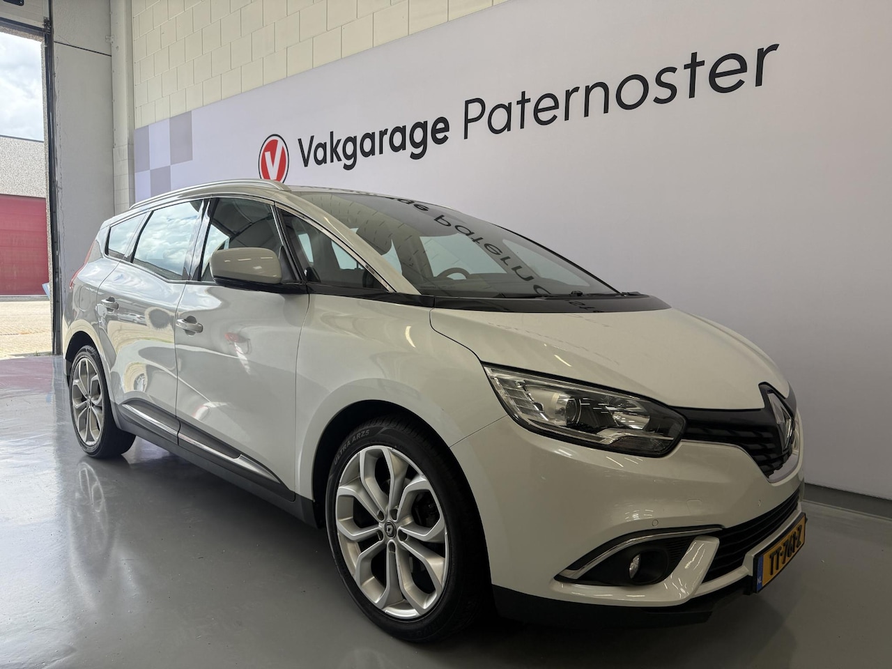 Renault Grand Scénic - 1.2 TCe Zen Carplay / PDC / Climate - AutoWereld.nl