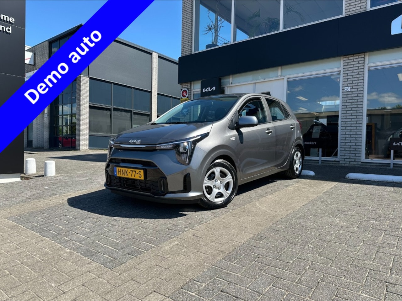 Kia Picanto - 1.0i DynamicLine 5drs. +DEMO AUTO+ - AutoWereld.nl