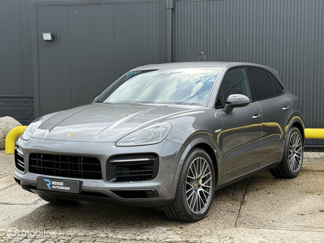 Porsche Cayenne - 3.0 E-Hybrid SPORT DESIGN | TOPSTAAT - AutoWereld.nl