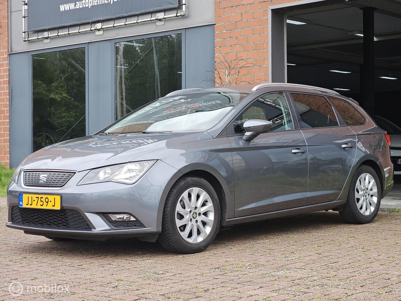 SEAT Leon ST - 1.0 EcoTSI Style CARPLAY CLIMA NAVI 2E EIGENAAR - AutoWereld.nl