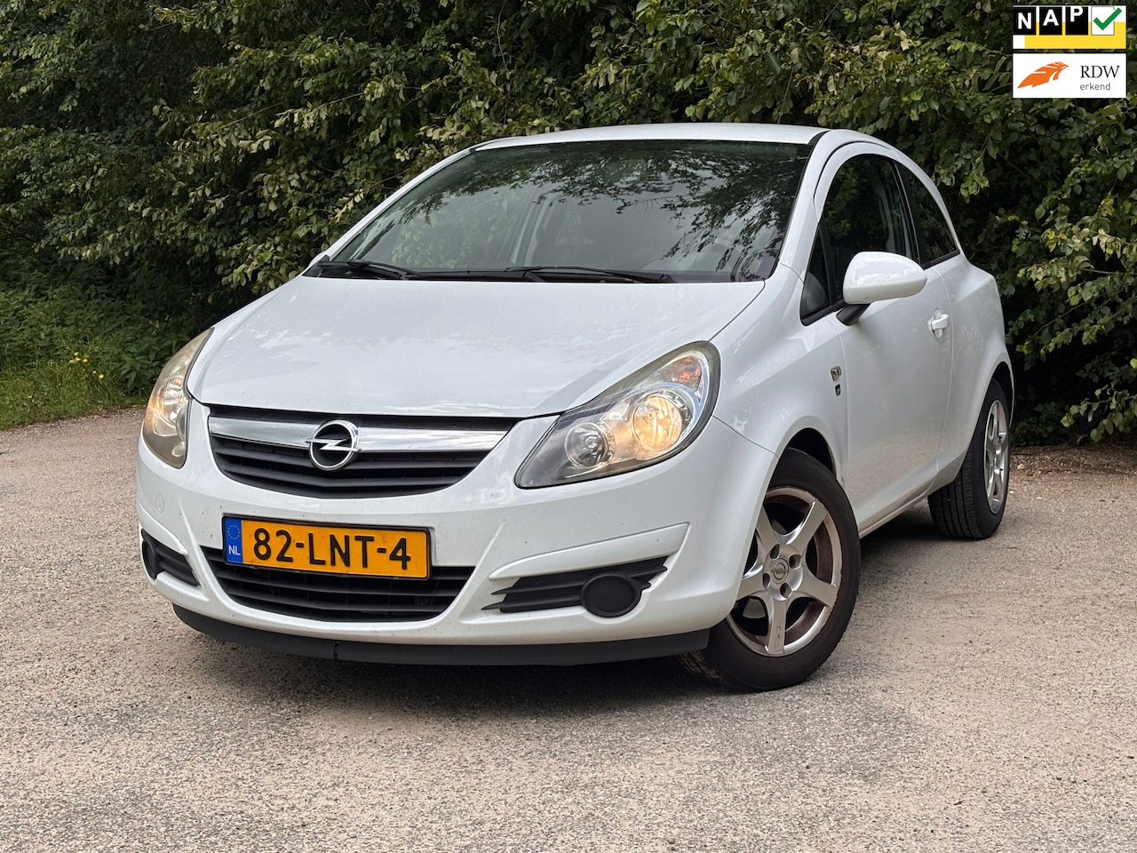 Opel Corsa - 1.2-16V '111' Edition | " 172.000 " KM + Cruise control Nu € 2.475,- !!! - AutoWereld.nl