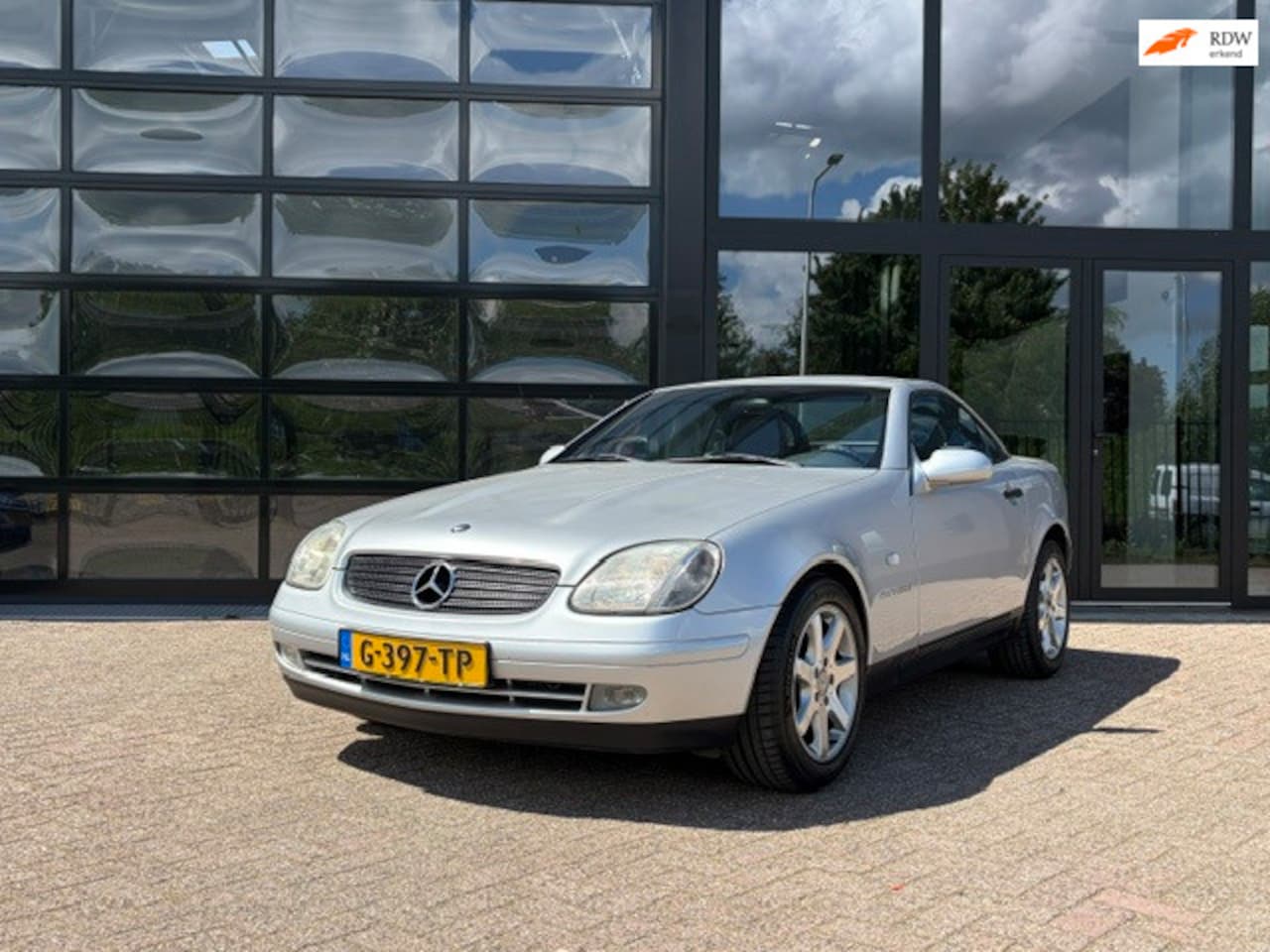 Mercedes-Benz SLK-klasse - 230 Kompressor Automaat | Rood Leder | Zeer Nette Staat - AutoWereld.nl