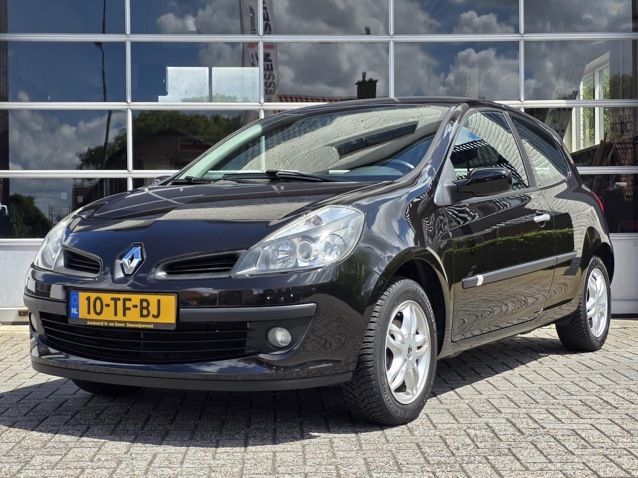 Renault Clio - 1.2-16V Expression 1.2-16V Expression - AutoWereld.nl