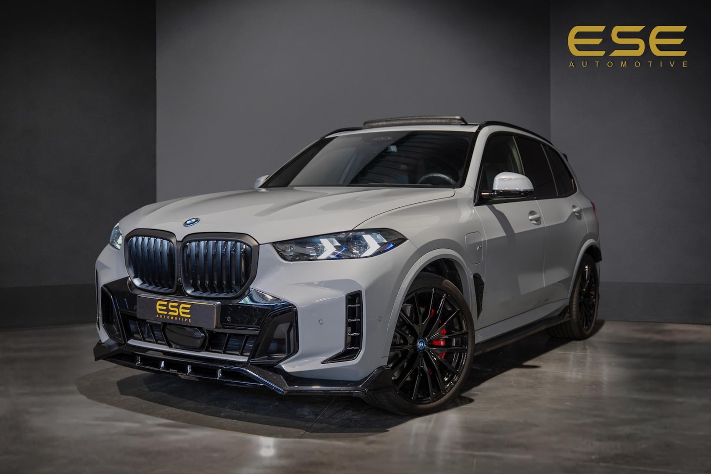 BMW X5 - xDrive50e M-Sport Pro | Pano | H&K | Skylounge | Trekhaak | 360 Camera - AutoWereld.nl