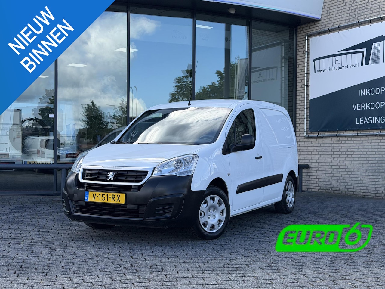 Peugeot Partner - 120 1.6 BlueHDi 75 L1*INBOUW*CRUISE*HAAK*A/C*PDC* - AutoWereld.nl