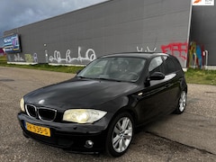 BMW 1-serie - 120i High Executive | AUTOMAAT | AIRCO | TREKH|