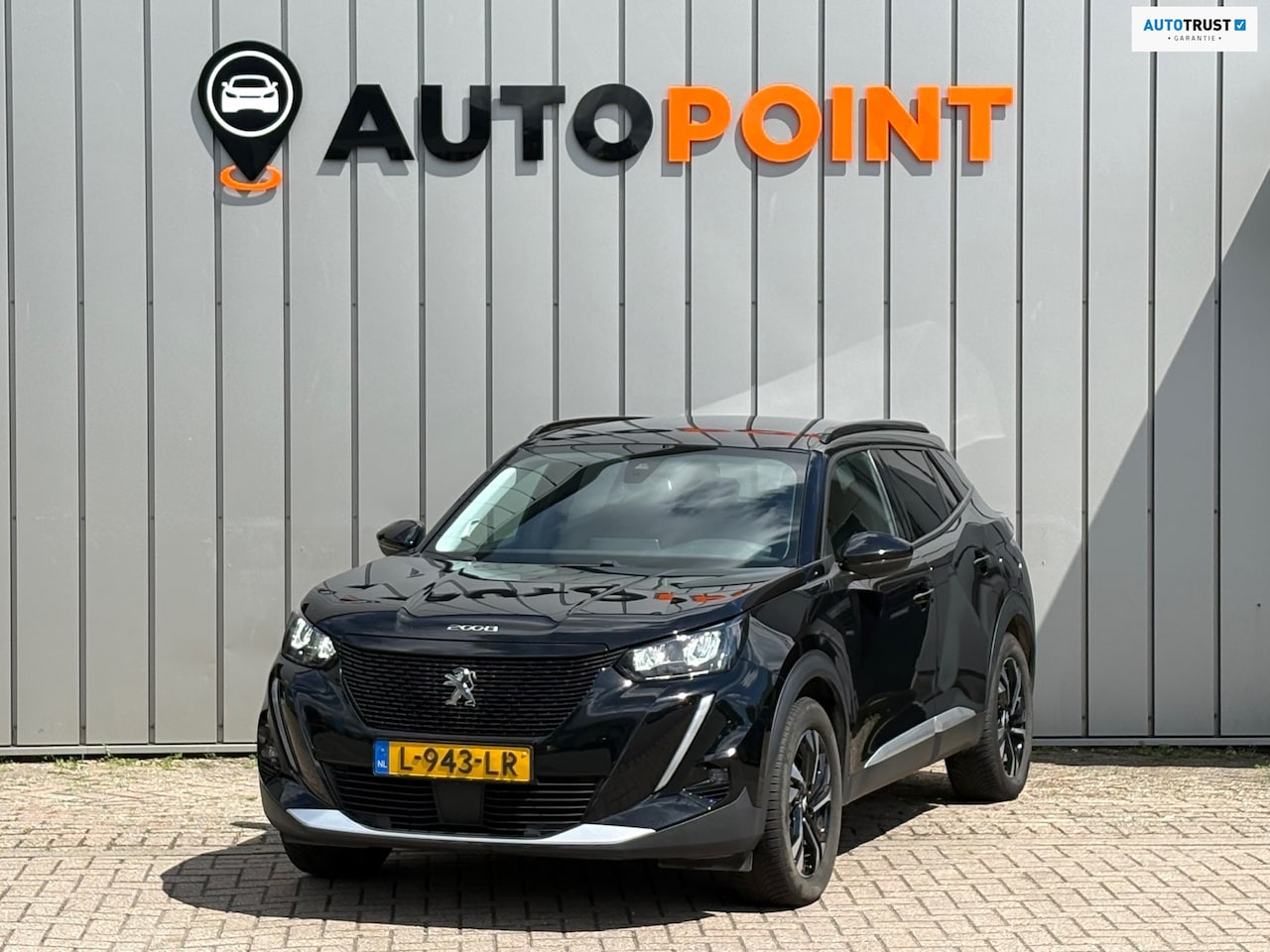Peugeot e-2008 - EV Allure Pack 50 kWh FASE 3 SOH 87% 360 CAMERA DEALER OND EERSTE EIG - AutoWereld.nl