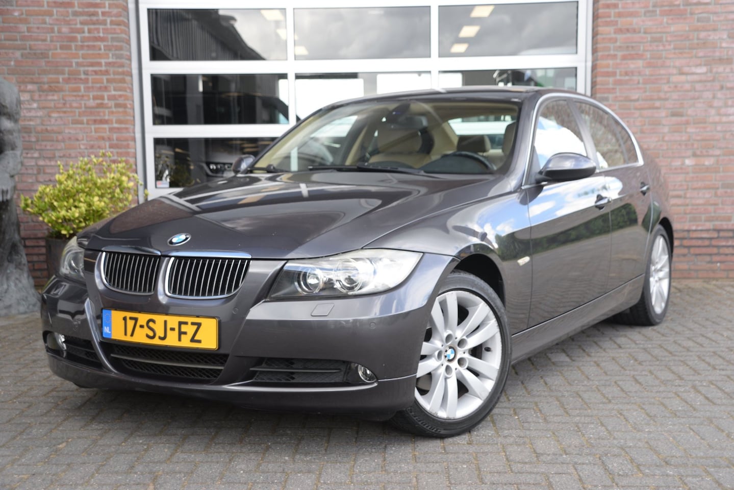 BMW 3-serie - 325i High Executive | 1e Eigenaar | Dealer onderhouden | - AutoWereld.nl