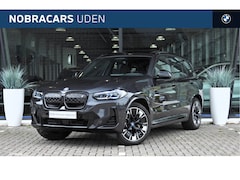 BMW iX3 - High Executive M Sport / Trekhaak / Sportstoelen / Comfort Access / Stoelverwarming / Lase