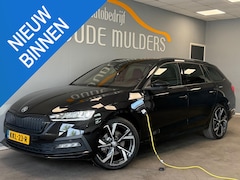 Skoda Octavia Combi - 1.4 TSI iV PHEV Head-up/ACC/Stoelverwarming/Canton Audio