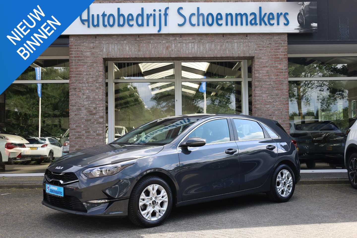 Kia Cee'd - Ceed 1.0 T-GDi DynamicLine CARPLAY CAMERA HALF-LEER CRUISE DRAADLOOS-LADEN DAB LANE-ASSIST - AutoWereld.nl