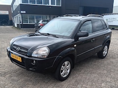 Hyundai Tucson - 2.0i Style Executive airco 5 drs apk 10-01-2027