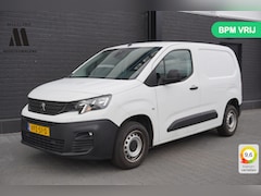 Peugeot Partner - 1.2 110PK BENZINE - Airco - Cruise - PDC - €12.499, - Excl