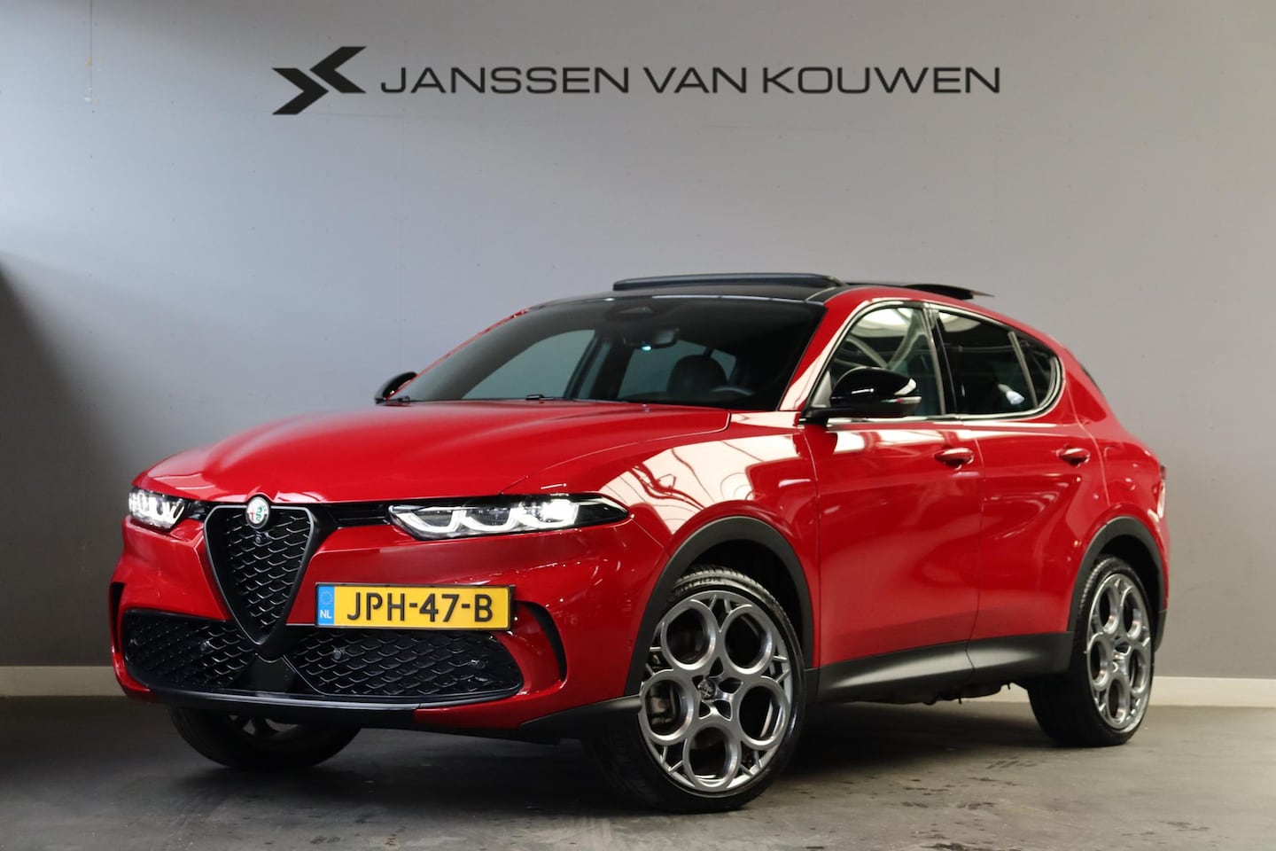 Alfa Romeo Tonale - 1.3T PHEV Edizione Business Panoramadak Harman Kardon 20" Premium Pack - AutoWereld.nl
