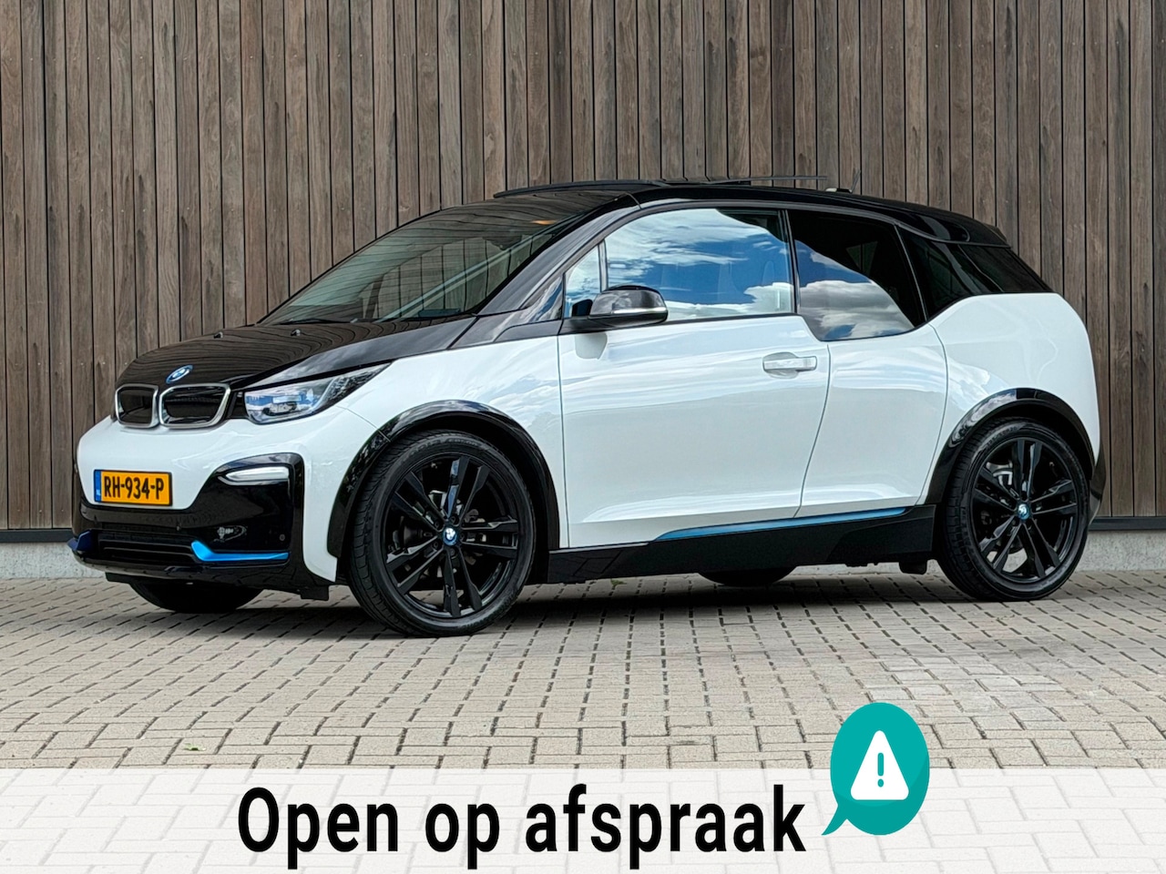 BMW i3 - S Launch Edition 94Ah 33 kWh / Panoramadak / H&K / - AutoWereld.nl