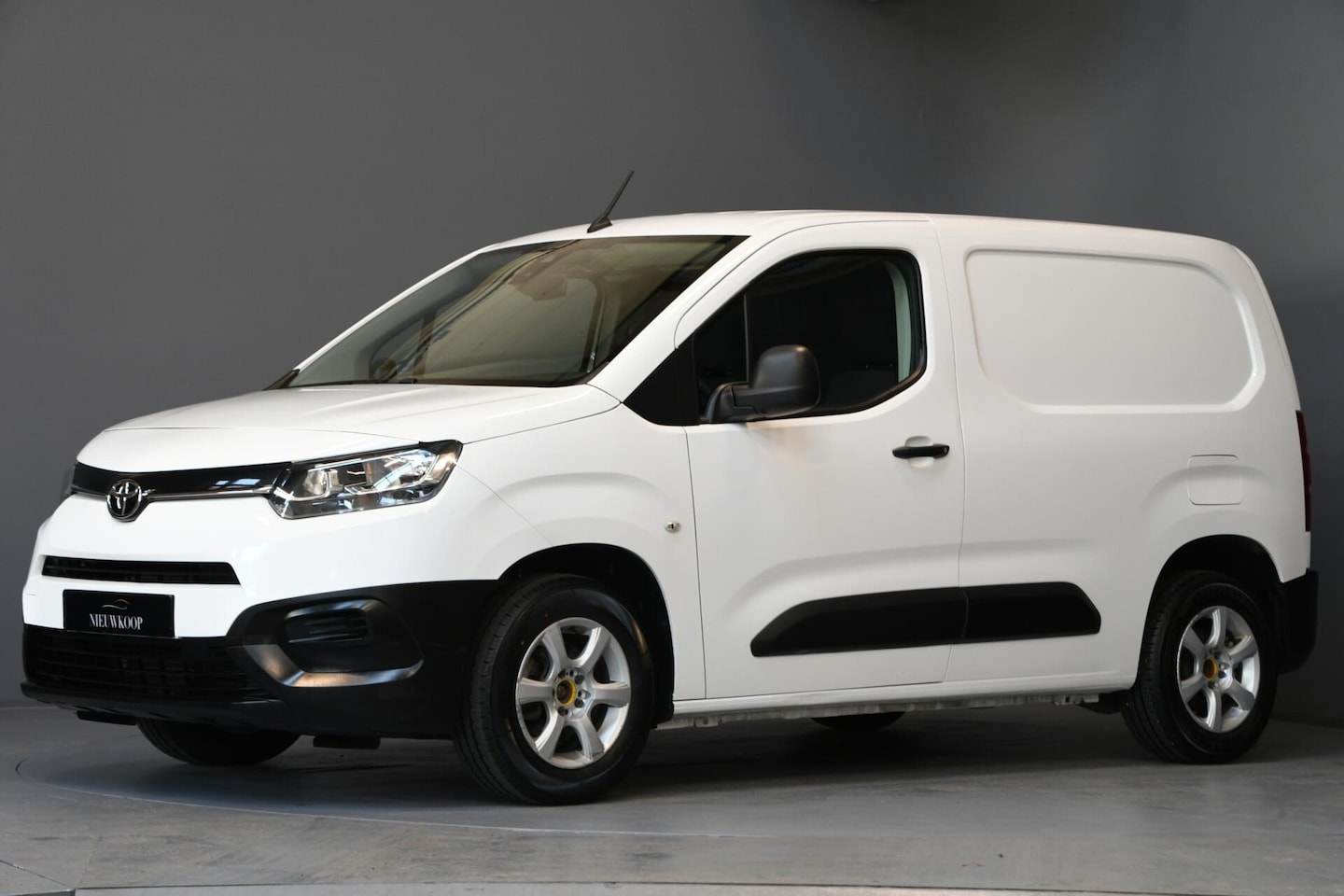 Toyota ProAce City - 1.2 Turbo Live Long 1.2 Turbo Live Long - AutoWereld.nl