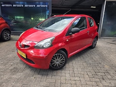 Toyota Aygo - 1.0-12V | INRUILKOOPJE | NIEUWE APK | ZO MEENEMEN | GOEDKOOP ROND RIJDEN |