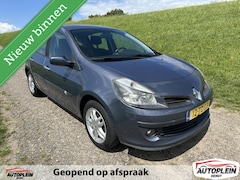 Renault Clio - 1.6-16V Dynamique INRUILKOOPJE