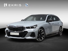 BMW i5 Touring - M60 xDrive | M Sportpakket Pro | Trekhaak | Panodak | Bowers & Wilkins | Driving Assistant
