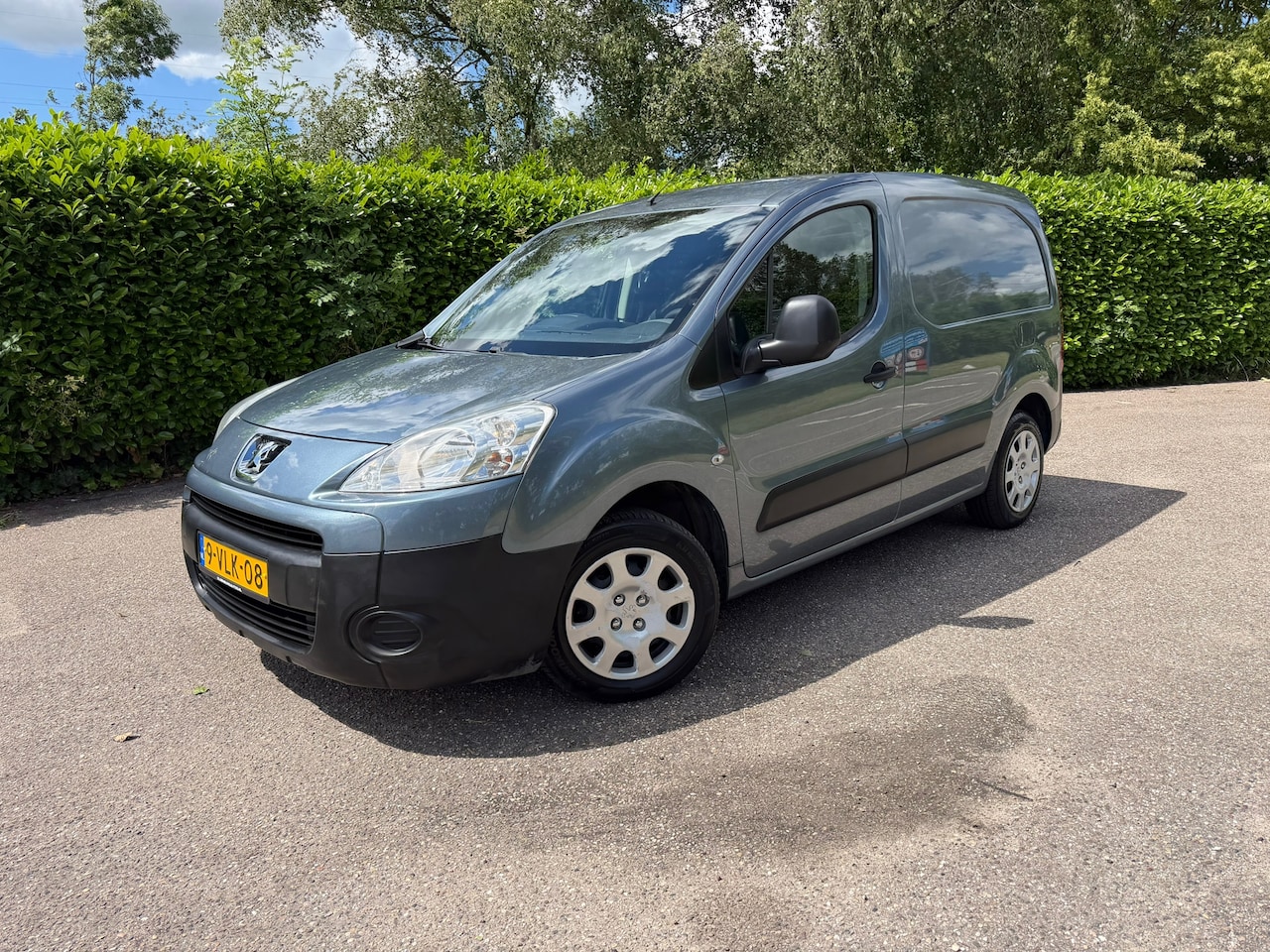 Peugeot Partner - 122 1.6 HDI L1 XT Profit + Airco | Schuifdeur - AutoWereld.nl