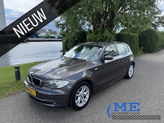 BMW 1-serie - 118i Business Line|Automaat|airco|5deurs