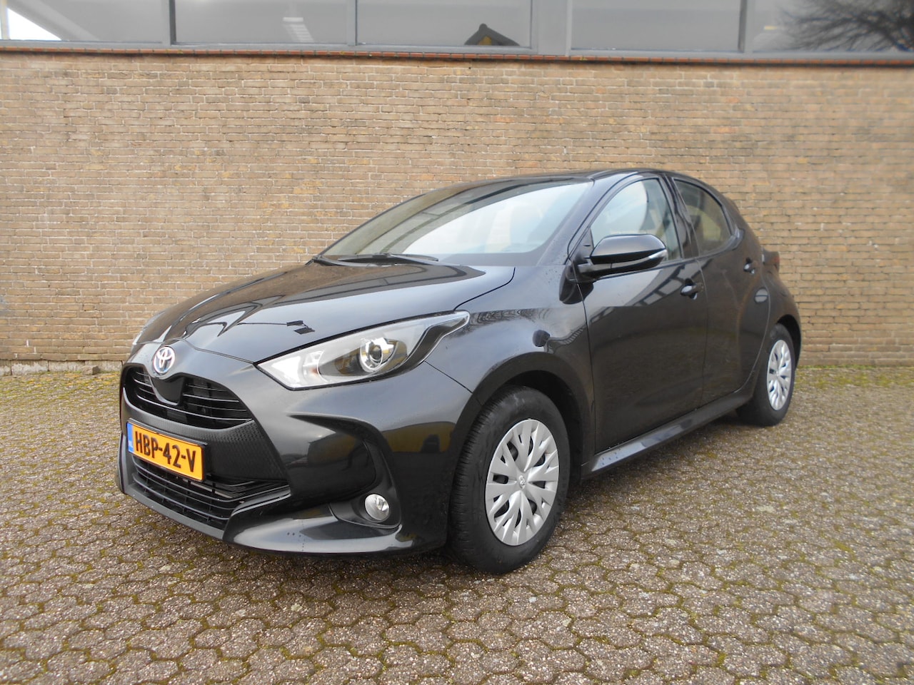 Toyota Yaris - 1.5 Hybrid 116pk Automaat Active / camera / Apple carplay - AutoWereld.nl