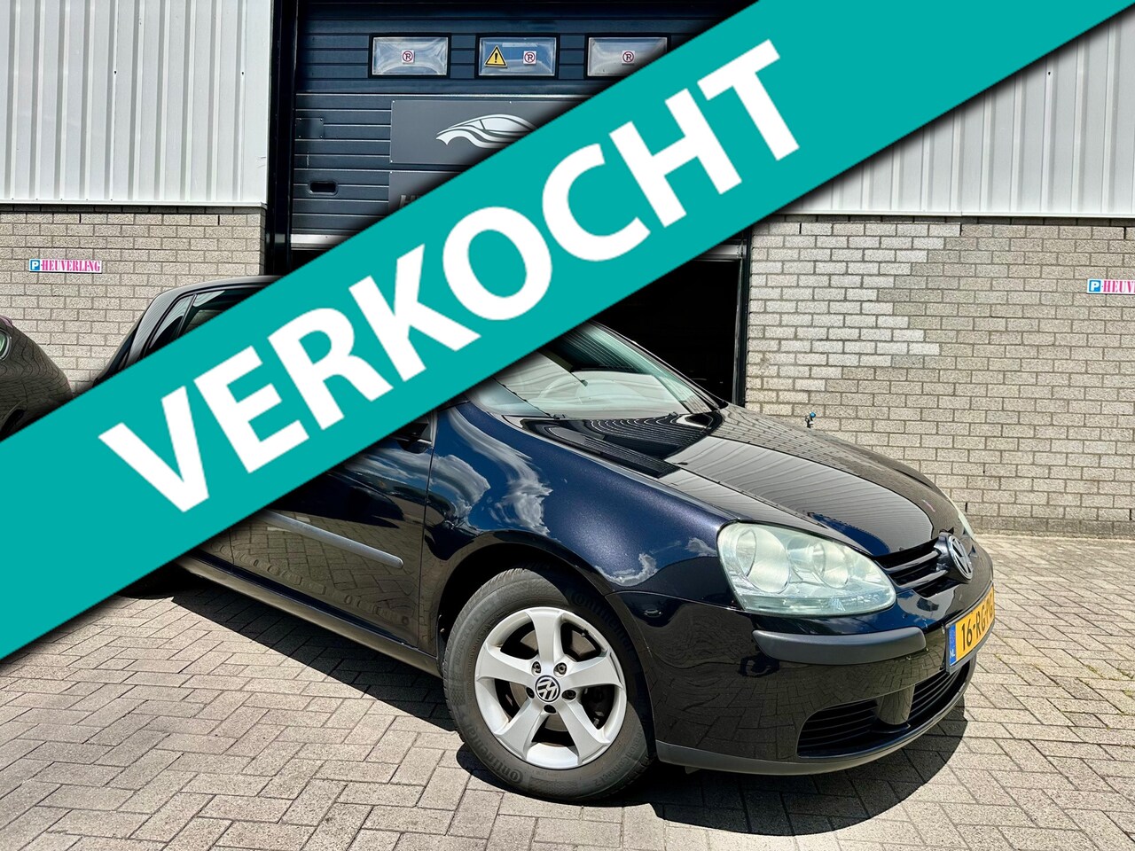 Volkswagen Golf - 1.6 FSI Turijn | Automaat | Airco | Cruise | 5Drs - AutoWereld.nl