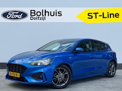 Ford Focus - EcoBoost 125 pk Titanium Business | Parkeersensoren | Apple Carplay & Android Auto | Priva