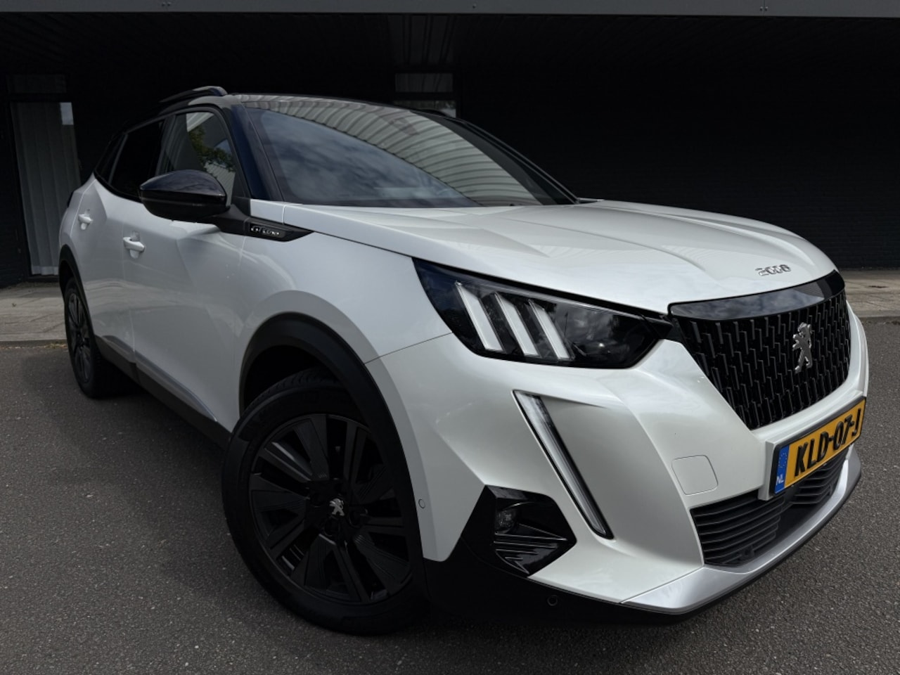 Peugeot 2008 - 1.2 PureTech GT-Line 1.2 PureTech GT-Line - AutoWereld.nl