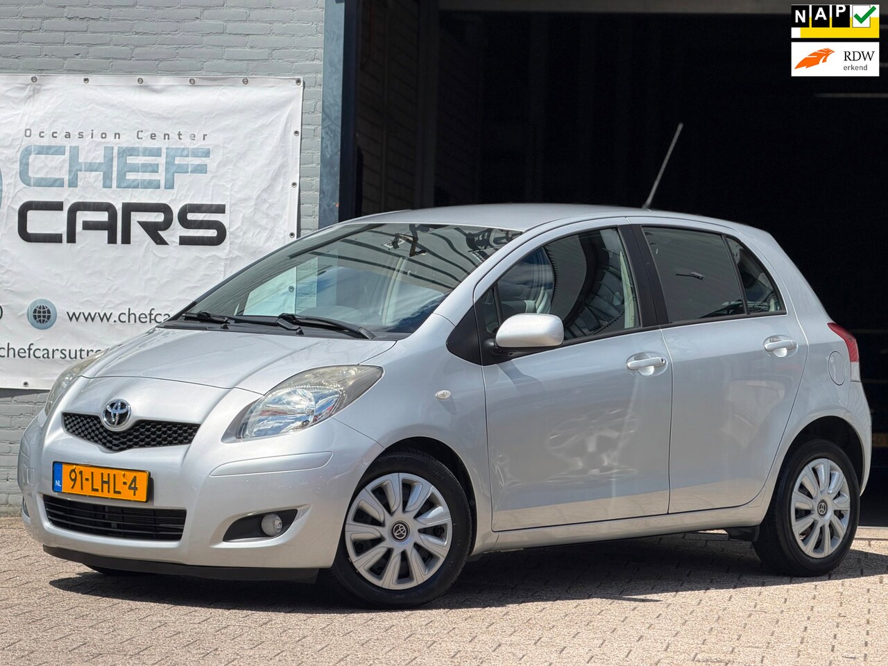 Toyota Yaris - 1.3|NAP|AIRCO|5DRS|2EIGENAAR|DEALERONDERHOUDEN! - AutoWereld.nl