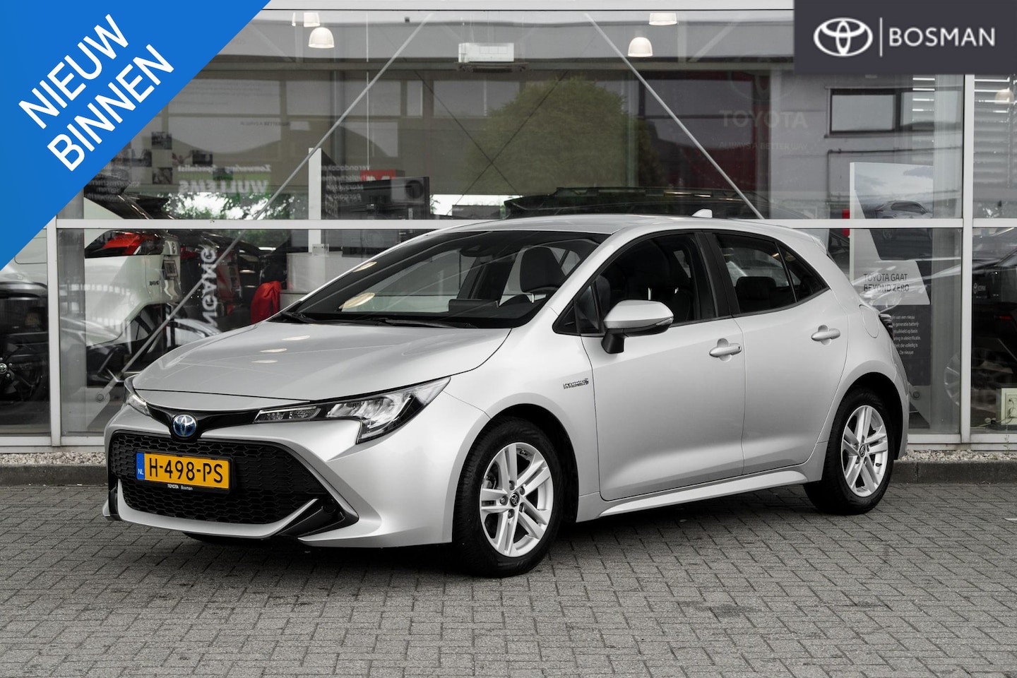Toyota Corolla - 1.8 Hybrid Active 1.8 Hybrid Active - AutoWereld.nl