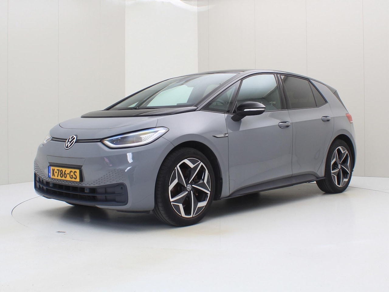 Volkswagen ID.3 - 58kWh 204pk 1ST Plus 89% SoH [ CAMERA+CARPLAY+STOELVERWARMING ] - AutoWereld.nl