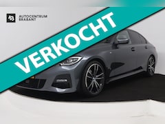 BMW 3-serie - 320i High Executive (PANORAMADAK, CAMERA, STOELVERWARMING, CRUISE ADAPTIEF, SFEERVERLICHTI