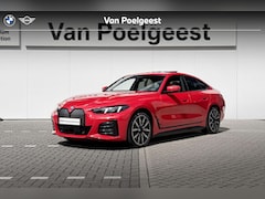 BMW i4 - eDrive40 | M Sport | Individual st James Red | Schuifdak | Driving Assistant Professional