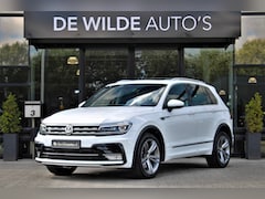Volkswagen Tiguan - 2.0 TSI 4Motion R-line Pano Trekhaak Head-up Standkachel VirtualCockpit ACC 360-camera