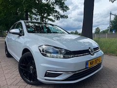 Volkswagen Golf - 1.0 TSI Comfortline 2017 DSG
