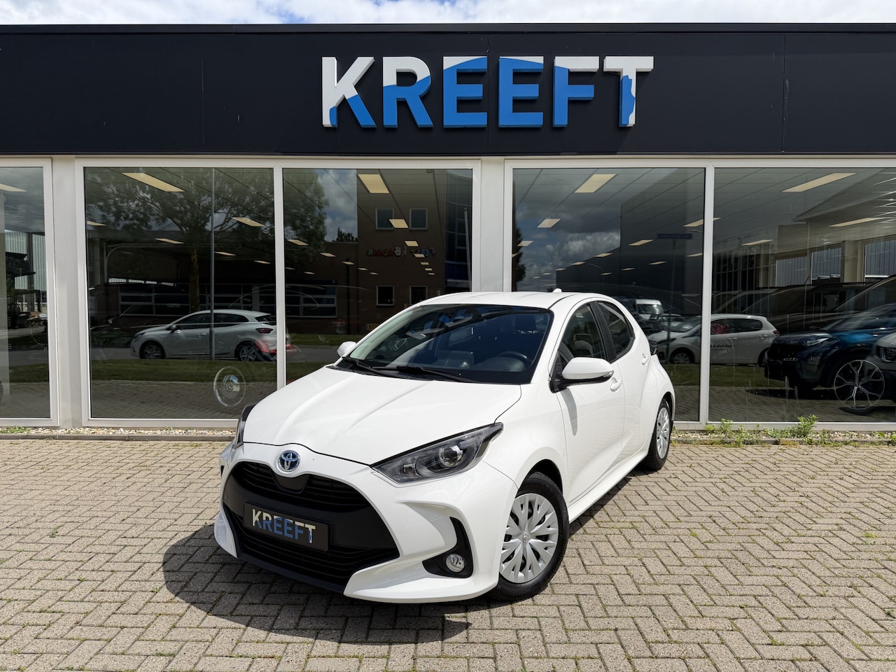 Toyota Yaris - 1.5 Hybrid Sport Navi | Cruise | Automaat - AutoWereld.nl