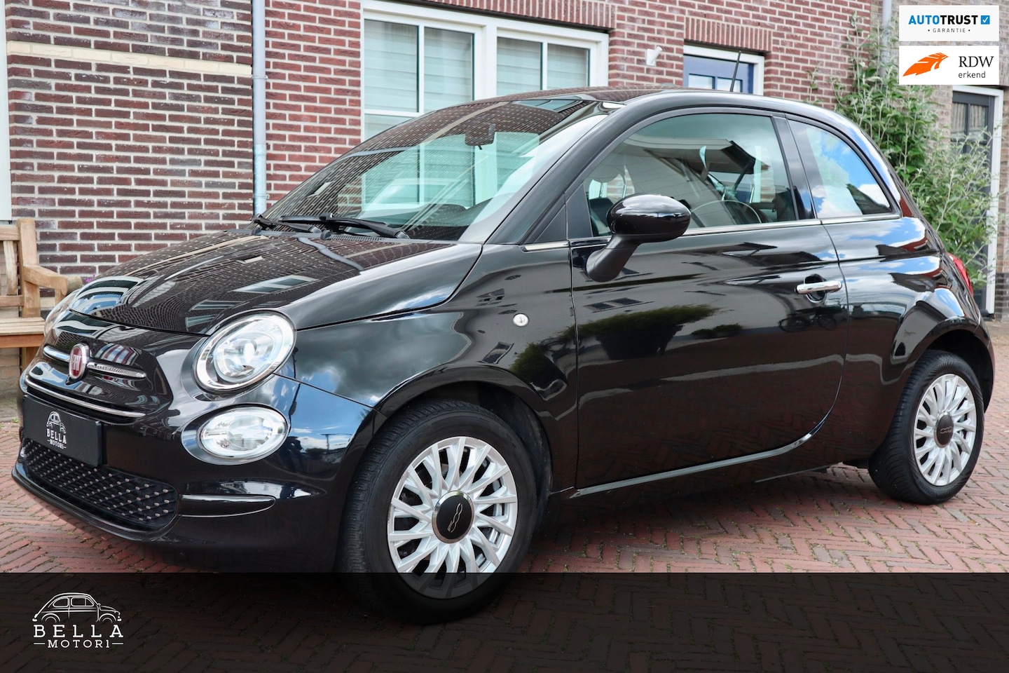 Fiat 500 - 1.2 Lounge| Apple CarPlay | Cruise Control | Parkeersensoren | Regen- & lichtsensor | 15 i - AutoWereld.nl