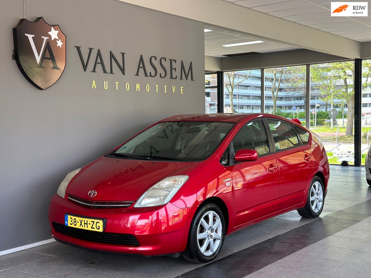 Toyota Prius - 1.5 VVT-i Comfort|LEES TEKST! - AutoWereld.nl